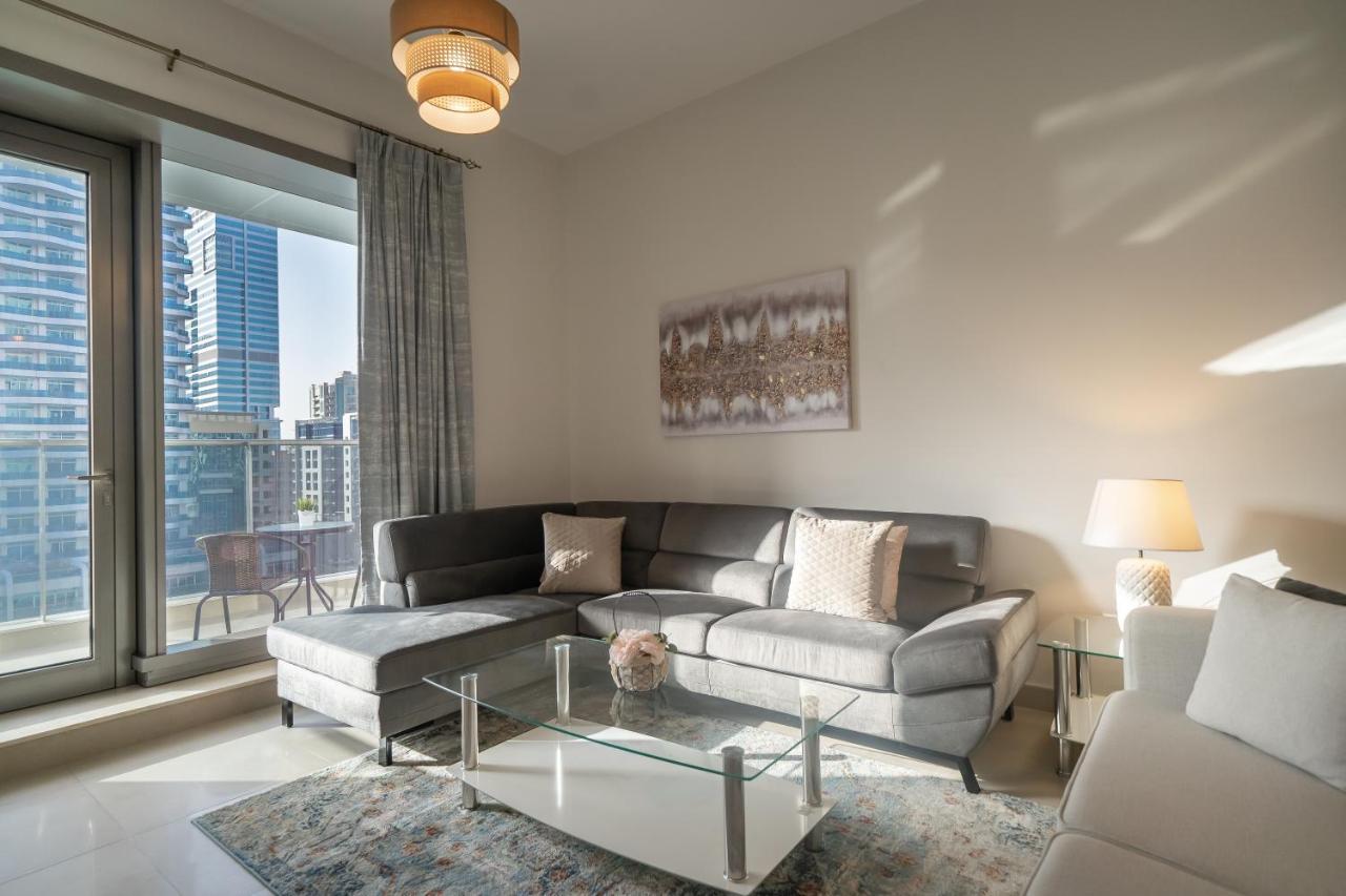 Higuests - Spacious Apt For 5 With Spectacular Marina Views Дубай Екстериор снимка
