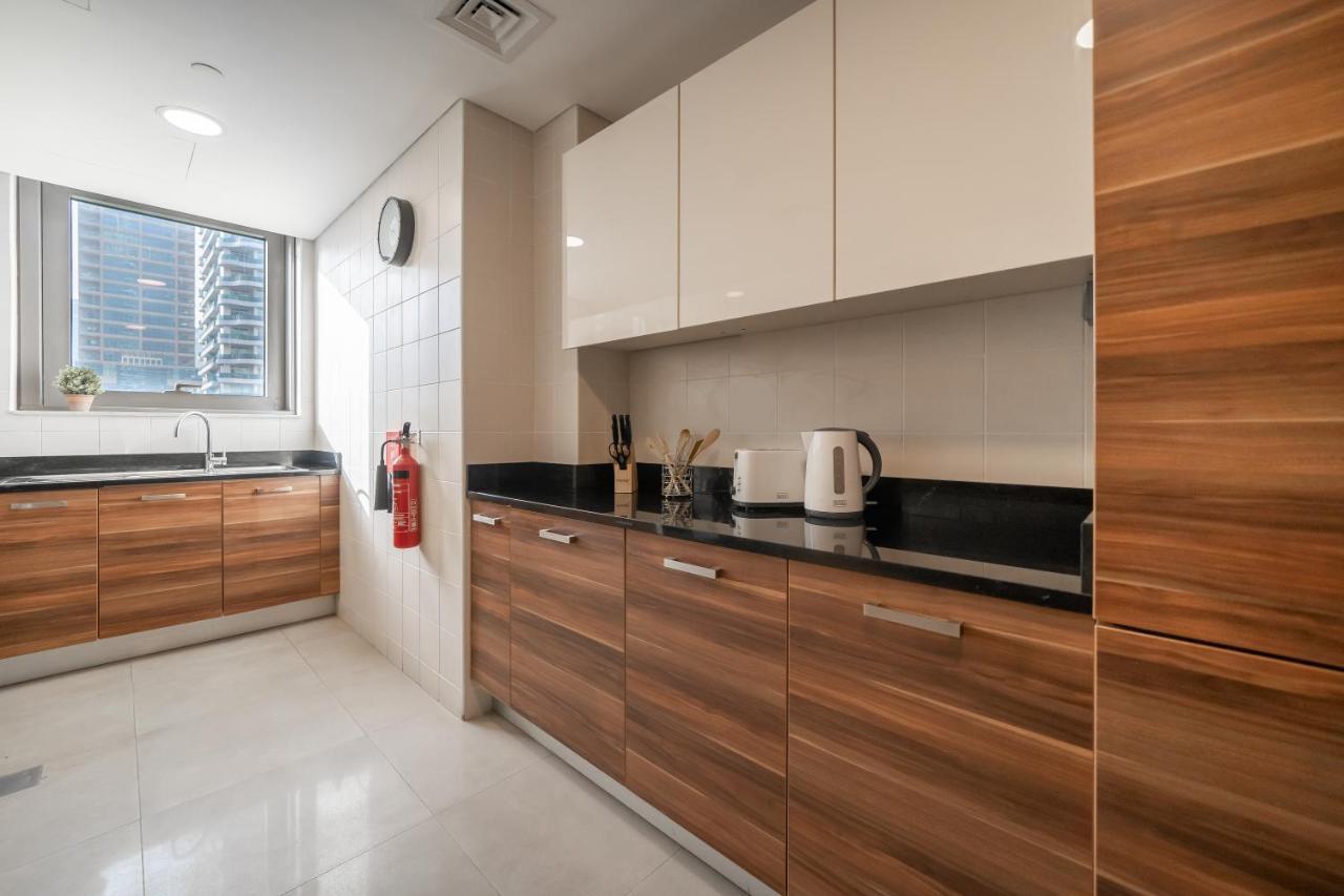 Higuests - Spacious Apt For 5 With Spectacular Marina Views Дубай Екстериор снимка